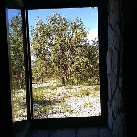 Robinson Crusoe Vikendica *
